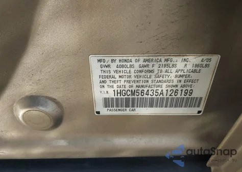 2005 Honda Accord 2.4 Lx z USA, uszkodzony, nr VIN 1HGCM56435A126199